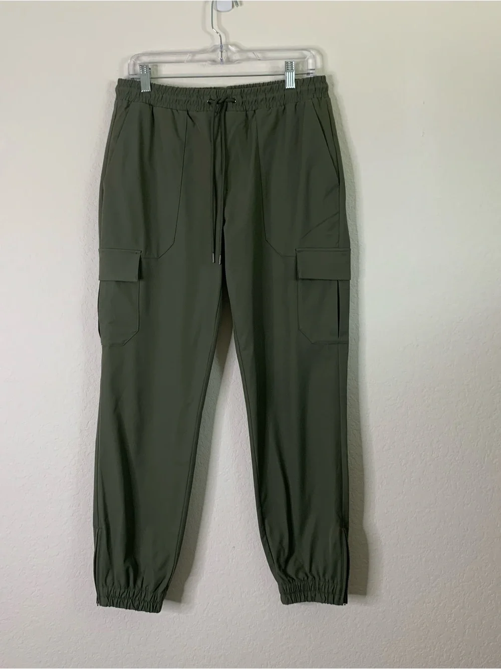 Reiss Mens green lavenham drawstring cargo ankle zip joggers 30